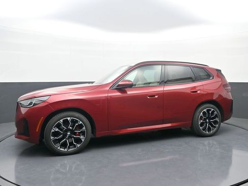 Used 2025 BMW X3 xDrive30i w/ Premium Package AWD/4WD image 4