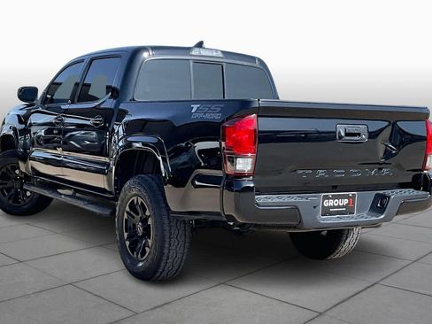 Used 2018 Toyota Tacoma SR w/ SR Convenience Package image 10