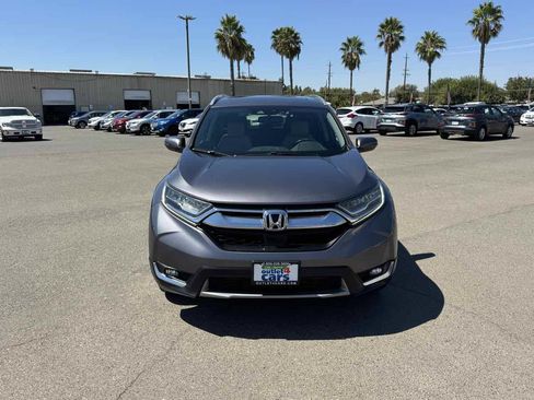 Used 2017 Honda CR-V Touring image 4