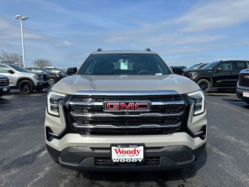 New 2026 GMC Terrain Elevation w/ Elevation Premium Package AWD/4WD image 4