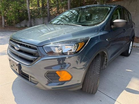 Used 2019 Ford Escape S FWD image 3