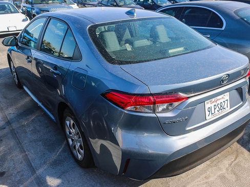 Used 2024 Toyota Corolla LE FWD image 12