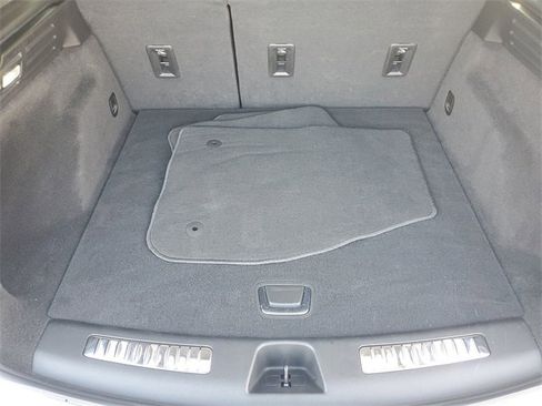 Certified 2023 Cadillac XT4 Premium Luxury w/ Cold Weather Package image 8