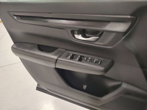 Used 2024 Honda CR-V Sport image 9