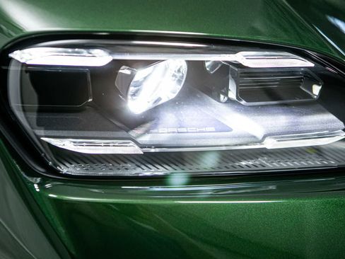 New 2026 Porsche Taycan 4S AWD/4WD image 16