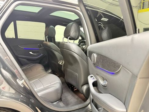 Used 2022 Mercedes-Benz GLC 300 image 43