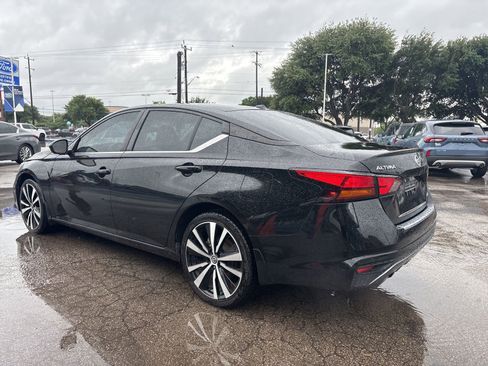 Used 2022 Nissan Altima 2.5 SR AWD/4WD image 5