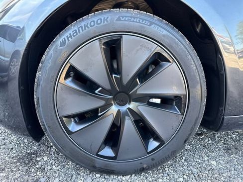 Used 2025 Tesla Model 3 Long Range AWD/4WD image 26
