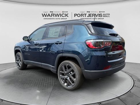 New 2026 Jeep Compass Limited AWD/4WD image 3