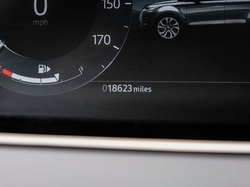 Used 2024 Land Rover Range Rover Evoque Dynamic SE image 23