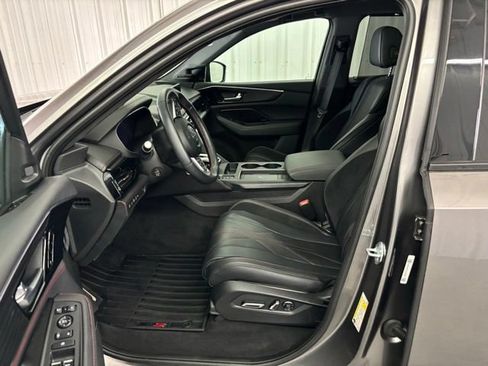 Certified 2025 Acura MDX Type S AWD/4WD image 2