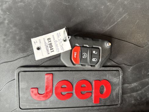 Used 2024 Jeep Wrangler Unlimited Rubicon 392 AWD/4WD image 25