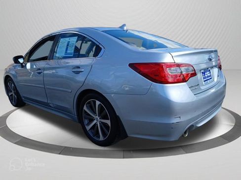 Used 2017 Subaru Legacy 2.5i Limited image 5