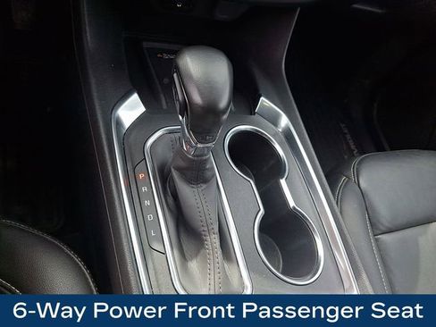 Used 2022 Chevrolet Traverse LT w/ Midnight/Sport Edition AWD/4WD image 11