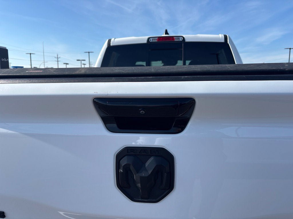 Used 2024 RAM 1500 Big Horn AWD/4WD image 29