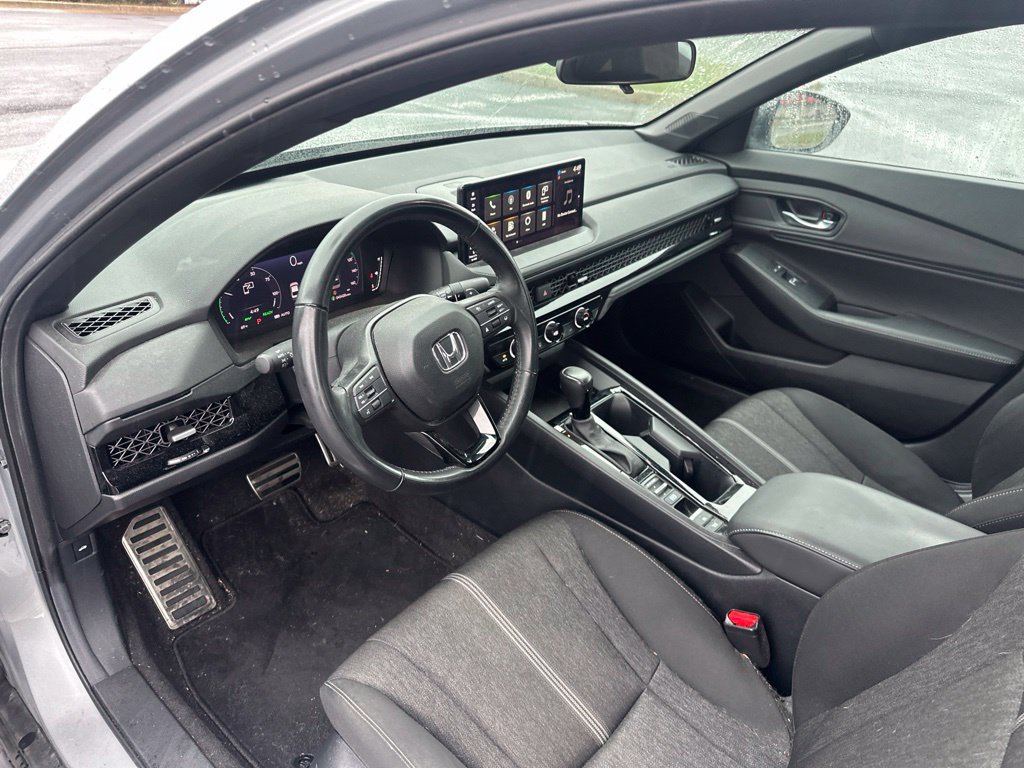 Used 2024 Honda Accord Sport image 19