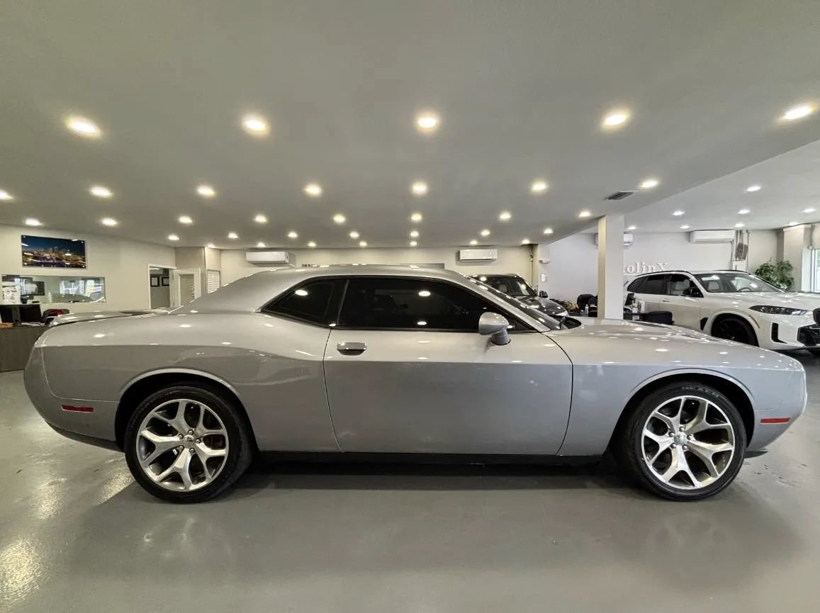 Used 2015 Dodge Challenger SXT Plus RWD image 8