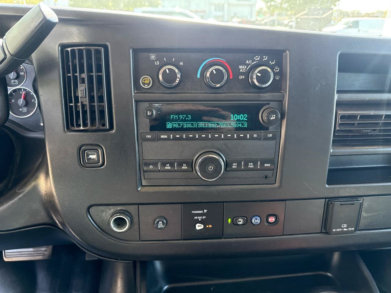 Used 2020 GMC Savana 2500 RWD image 14