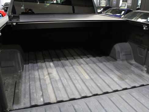 Used 2021 Chevrolet Silverado 1500 RST image 14