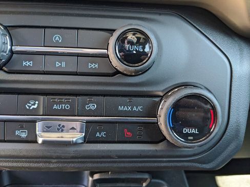 Certified 2025 Ford Bronco Big Bend image 25