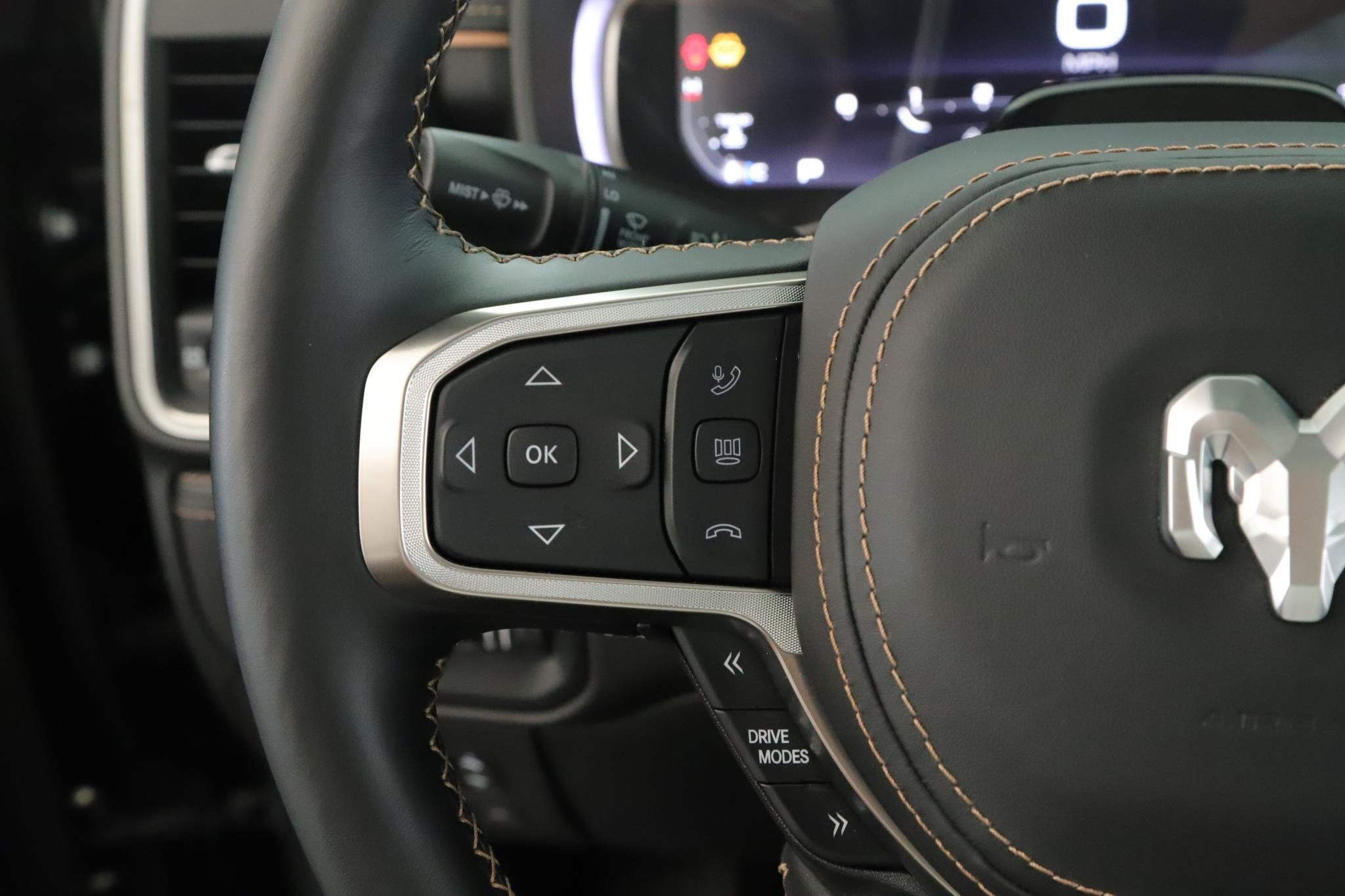 Used 2026 RAM 1500 Tungsten AWD/4WD image 13
