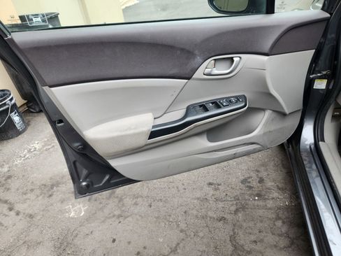 Used 2012 Honda Civic LX image 15
