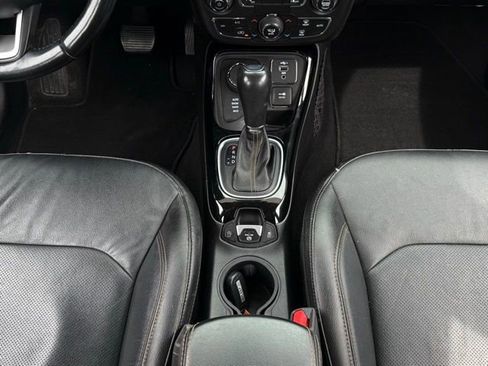 Used 2021 Jeep Compass Limited image 25