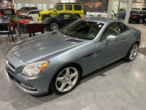Used 2013 Mercedes-Benz SLK 250 image 33