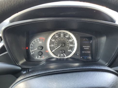 Used 2022 Toyota Corolla LE image 10