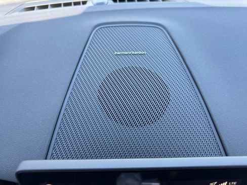 New 2026 Volvo XC60 B5 Plus w/ Protection Package Premier image 18