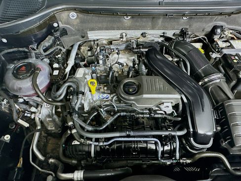 Used 2024 Volkswagen Taos S image 32