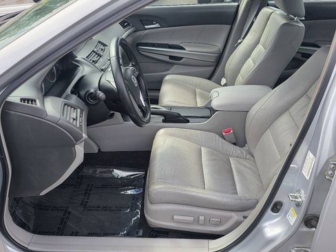 Used 2009 Honda Accord EX-L image 8