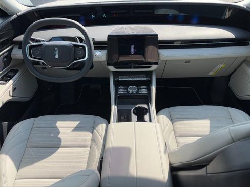 New 2026 Lincoln Nautilus Reserve image 11