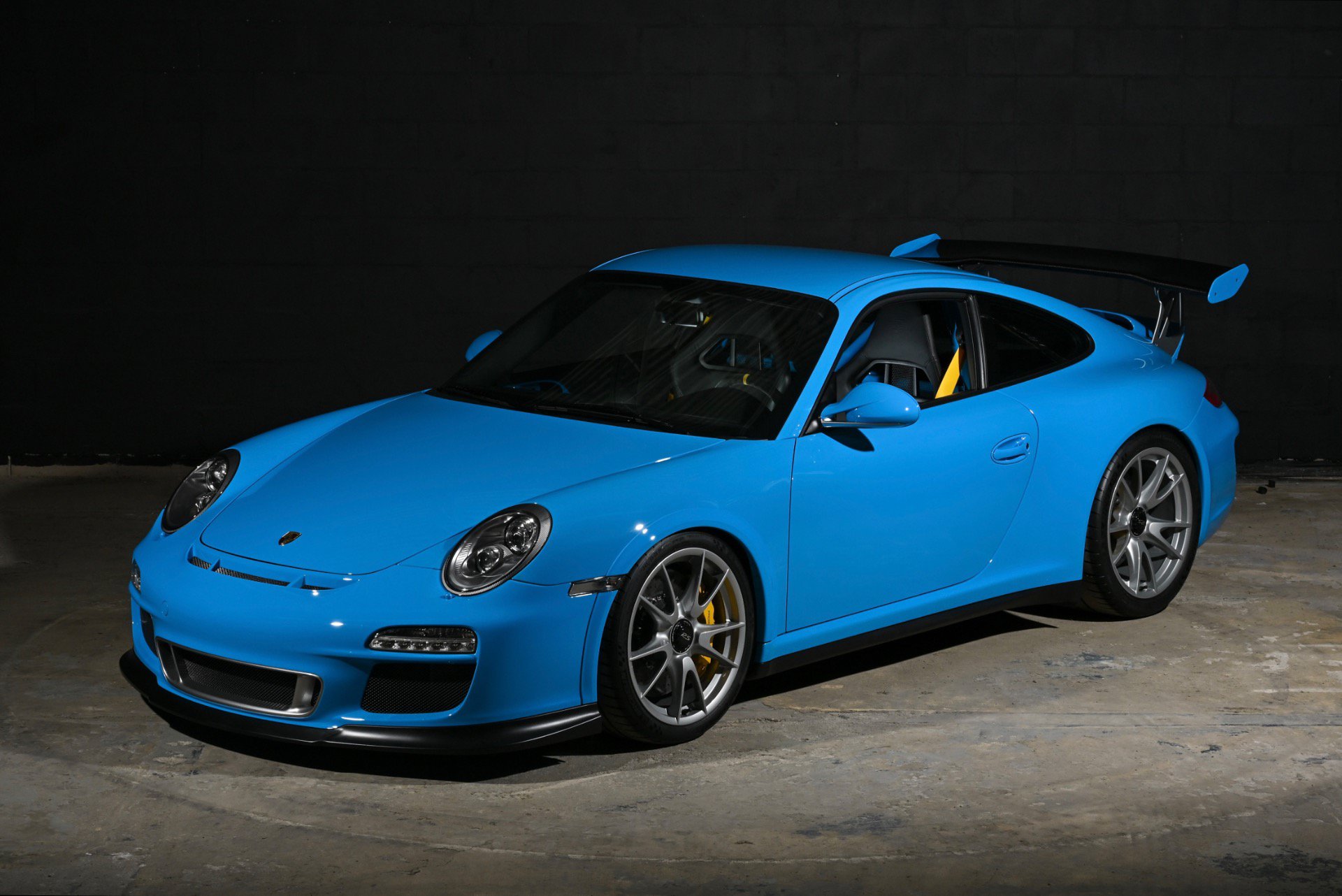 Used 2011 Porsche 911 GT3 RS RWD image 24