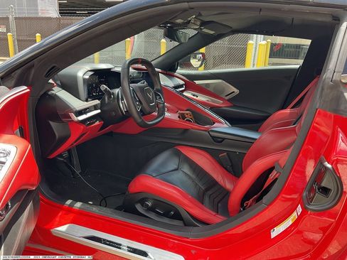 Used 2023 Chevrolet Corvette Stingray Premium Conv w/ Z51 Performance Package RWD image 8