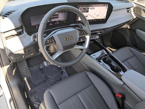 New 2026 Audi Q3 quattro 2.0T AWD/4WD image 3