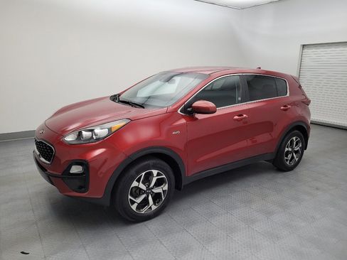 Used 2020 Kia Sportage LX AWD/4WD image 2