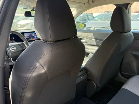 New 2026 Nissan Sentra SV w/ SV Convenience Package FWD image 17