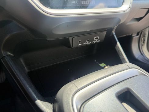 Used 2024 Subaru Crosstrek 2.0i Premium AWD/4WD image 19