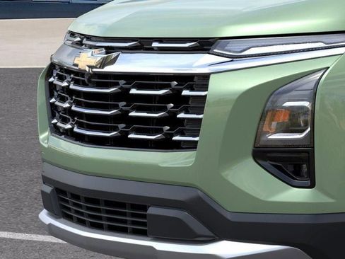 New 2026 Chevrolet Equinox LT w/ Convenience Package II image 13