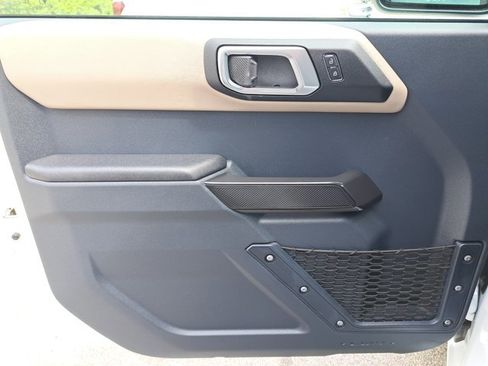 Used 2024 Ford Bronco Wildtrak image 23