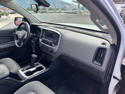 Used 2018 Chevrolet Colorado LT AWD/4WD image 31