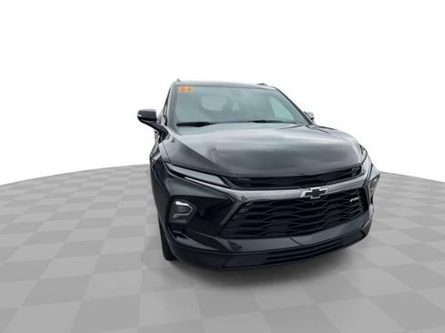 Used 2024 Chevrolet Blazer RS w/ Driver Confidence II Package AWD/4WD image 3