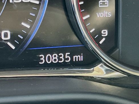 Used 2023 GMC Acadia Denali w/ Denali Ultimate Package FWD image 12