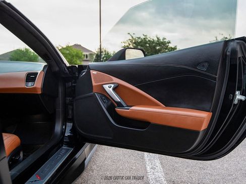 Used 2016 Chevrolet Corvette Z06 w/ 3LZ Preferred Equipment Group image 37