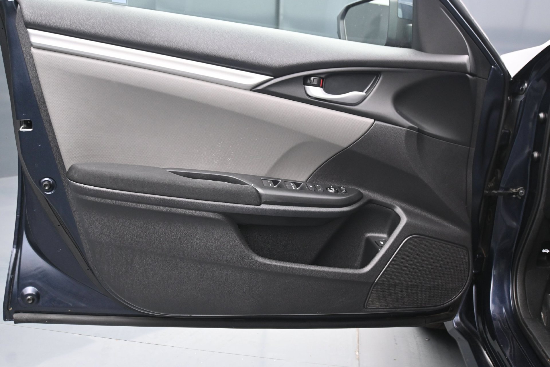 Used 2018 Honda Civic LX image 19