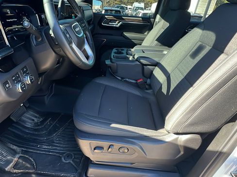 Used 2024 GMC Sierra 1500 Elevation image 16