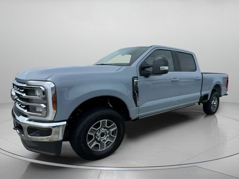 New 2026 Ford F250 Lariat w/ FX4 Off-Road Package image 12