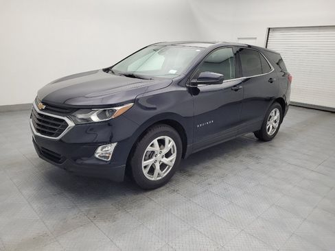 Used 2020 Chevrolet Equinox LT image 2