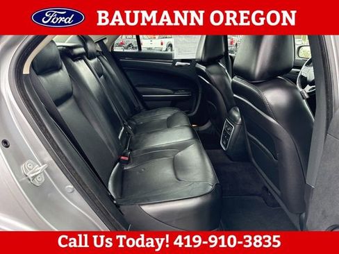 Used 2017 Chrysler 300 C AWD/4WD image 12